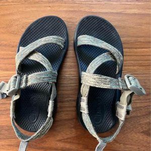 Chacos Kids Size 1